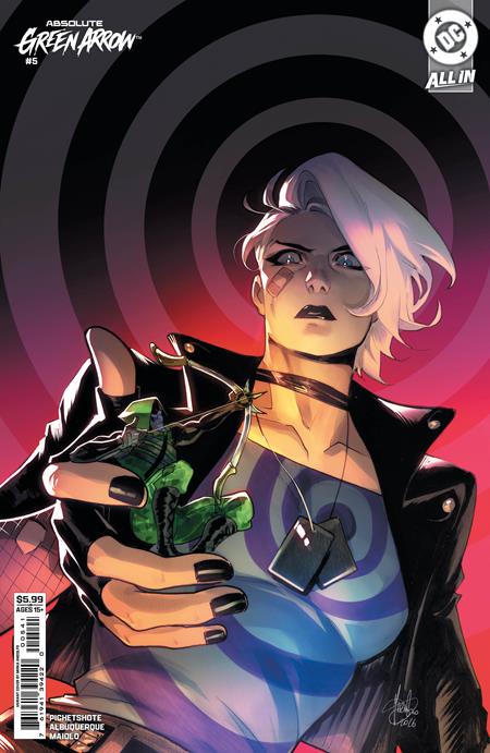 Absolute Green Arrow #5 Cover D Mirka Andolfo Variant featuring Black Canary holding a Green Arrow figure against a hypnotic black and red background.